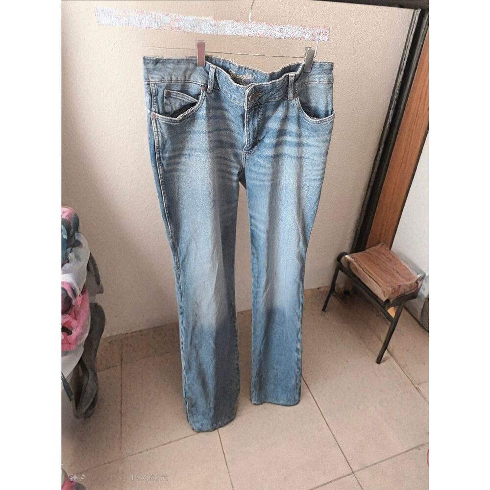 Wrangler Riley Retro Mid Rise Blue Denim Jeans - Picture 5 of 8